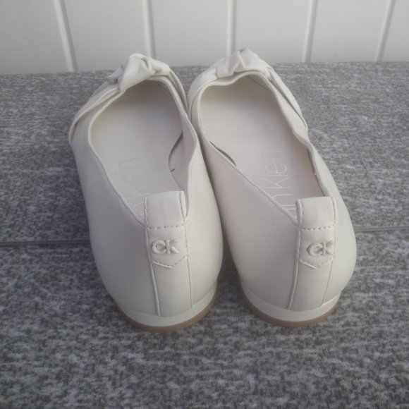 Calvin Klein Kendy Pointy Toe Ballet Flat Off-White Size 9.5M - Picture 5 of 9